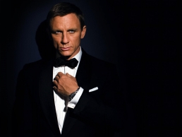 the 007 charisma - get the look - get the attitude